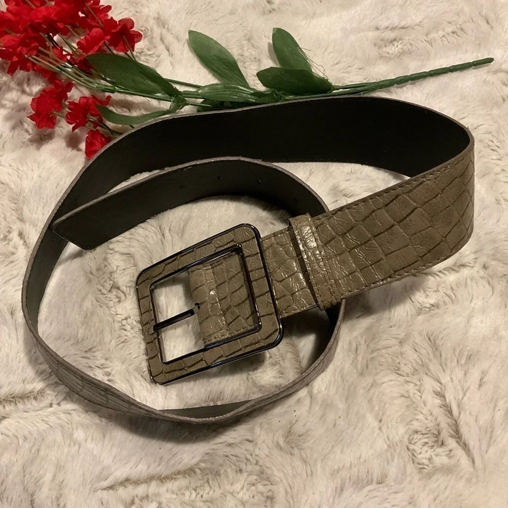 THE Limited Synthetic Leather Croc Embossed Belt